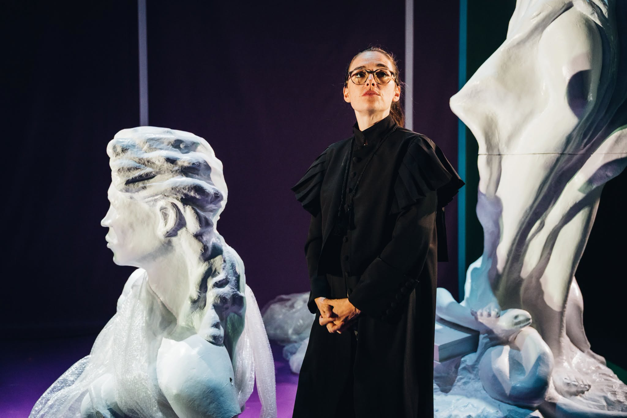 «Nós, Sozinhas» no Teatro Sá da Bandeira