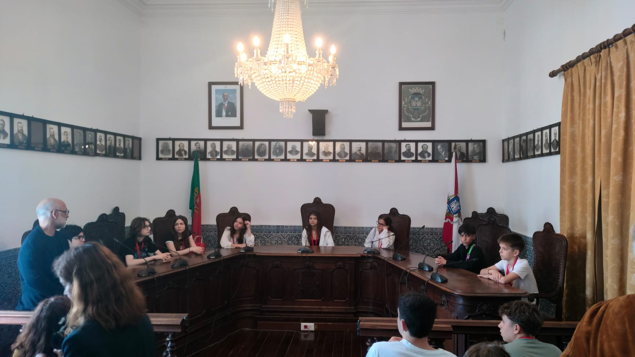 Momento de receção e visita institucional no âmbito do Erasmus+
