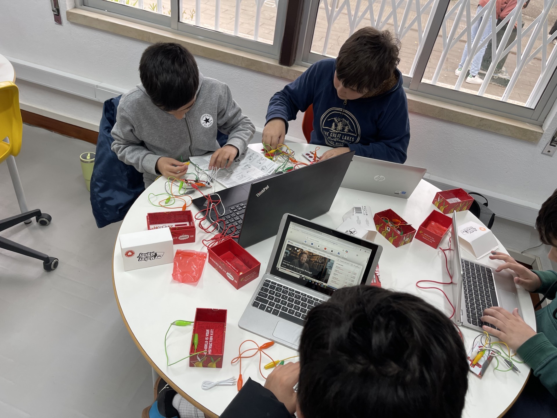 Materiais e projetos de robótica educativa (Mem Ramires)